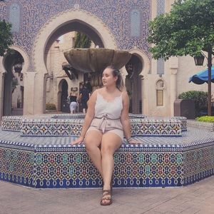 Meet your Posher, Sierra